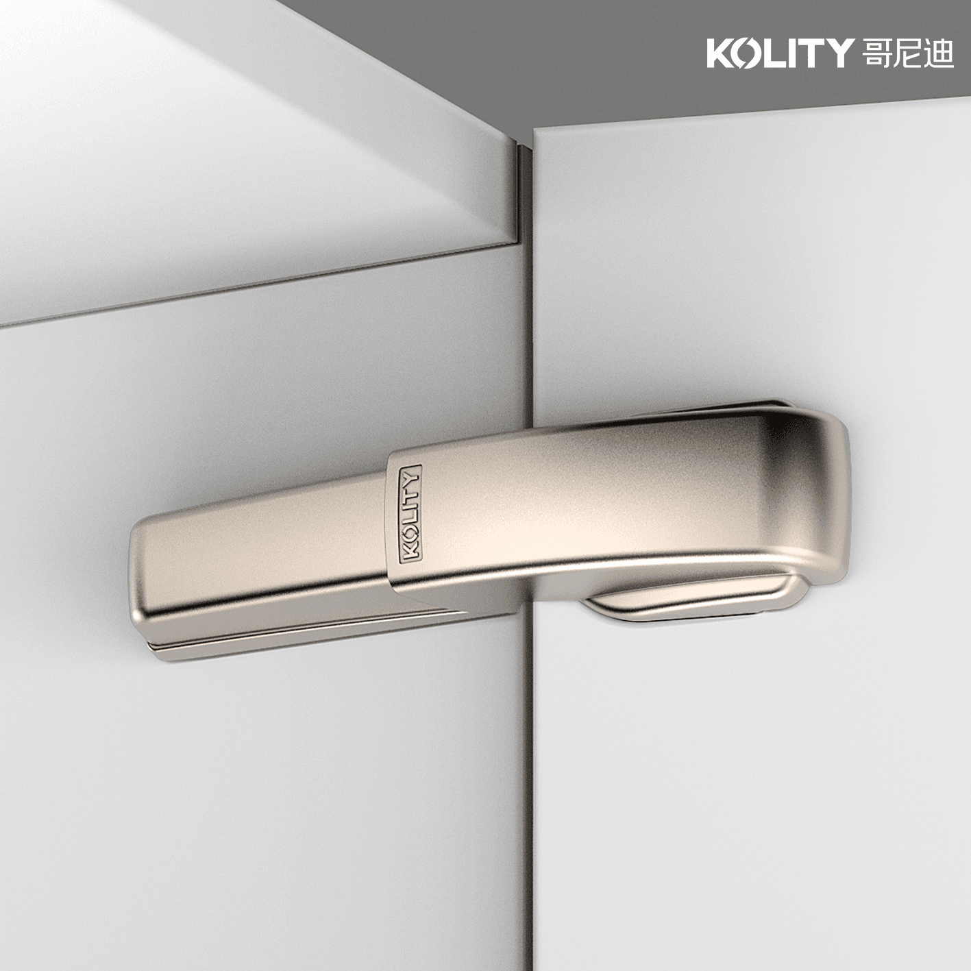 Super charnière sport k63pdm, cache doré Recouvrement total KOLITY, 2 voies, double amortisseur à angle faible, finition titane, fixation sur plaque en ligne avec vis, avec cache-bras, avec cache-tasse