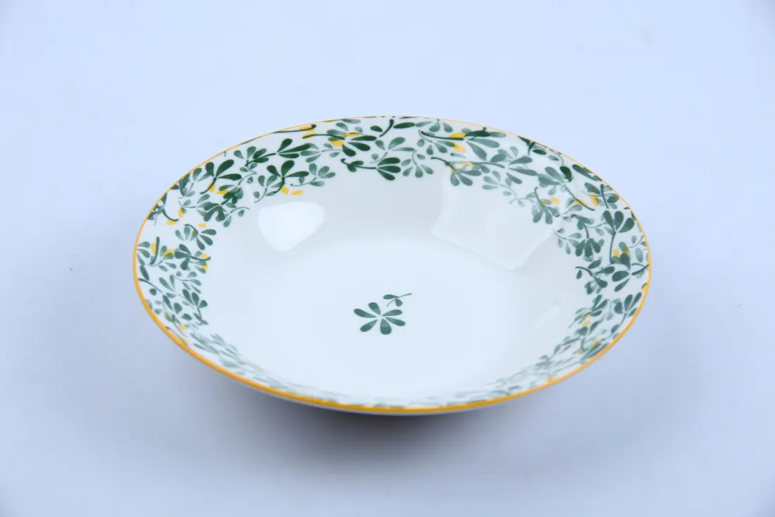 Assiette à soupe 20,3 cm – Motif aléatoire