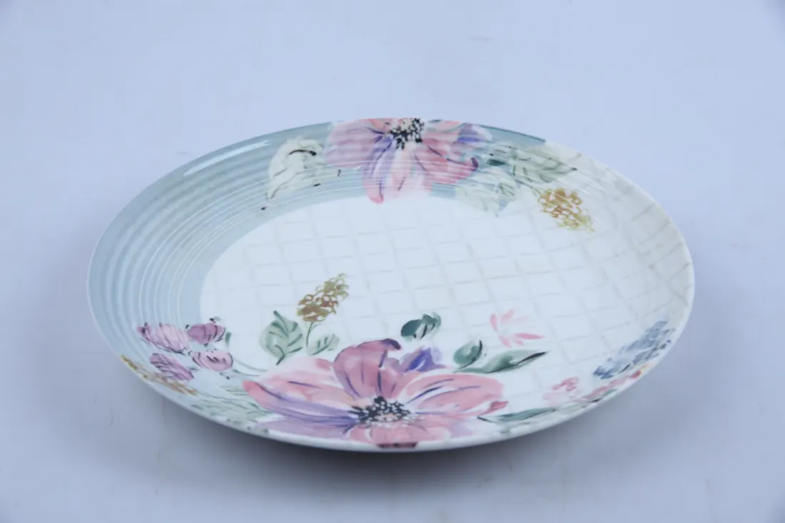 Assiette plate 26,7 cm motif Florea – Élégance pour votre table