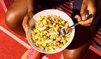Salade gnocchetti poulet, légumineuses, légumes