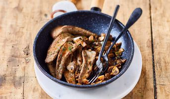 Aiguillettes de canard marinées à la forestière