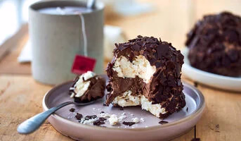 2 Merveilleux au chocolat