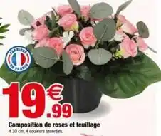 Composition de roses et feuillage