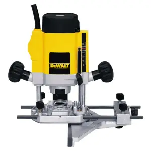 Défonceuse 900 W Clés de13/17mm et de 8mm Pince de 8mm – DW615-QS DEWALT MAROC