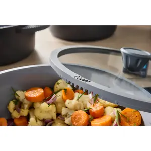 Sauteuse Avec Couvercle en Verre