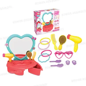 COIFFEUSE BEAUTE AVEC ACCESSOIRES POUR ENFANT
