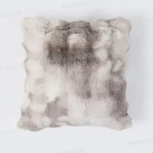 COUSSIN EN FAUSSE FOURRURE GRIS 45X45CM