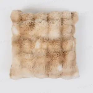 COUSSIN EN FAUSSE FOURRURE BEIGE 45X45CM
