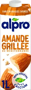 Boisson végé au lait d'amande grillée