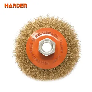 Brosse biseautée en fil crêpé