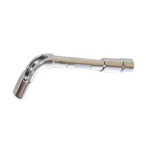CLEF A PIPE NUM 8 MC1732-8