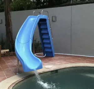 TOBOGGAN DE PISCINE INCURVÉE 1.8MH COUPE DROITE