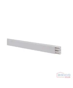Moulure INGELEC 25*16 Auto adhésive 1501090067