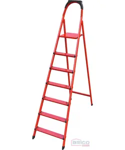 Echelle en acier rouge