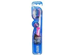 Brosse à Dents ProFlex Medium Soft Oral-B 1 unité