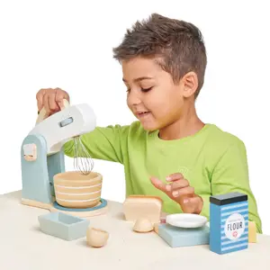Robot p��tissier en bois