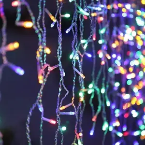 Guirlande LED Rideaux 320LED 220V 3m IP44 8 modes - Multicolore