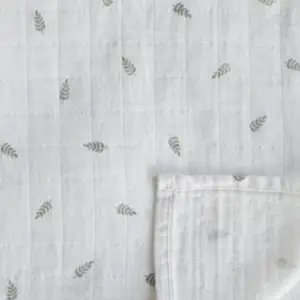 Maxi lange en coton bio Leaves (120 x 120 cm)
