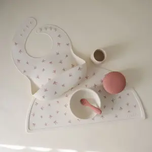 Set de table en silicone Bows