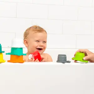 Jouet de bain gobelets gigogne (8 pièces)