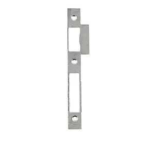 Gâche plate 20/10 2 empennages par serrure encastrée bout carré