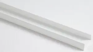 Profil PVC à lèvre L. 2,60 m x Ep. 19 mm