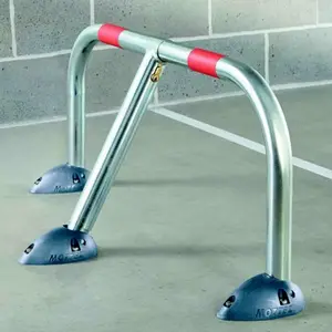 Barrière de parking design en acier - 94 x 38 x 42 cm