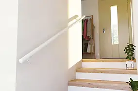 2 supports muraux + fixations pour rampe d’escalier blanc Alumin'home