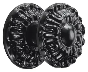 Bouton "Marguerite" en fer noir