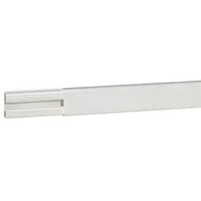 Moulure avec cloison 20x12,5 mm Legrand 2 compartiments