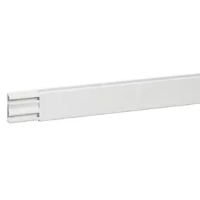 Moulure avec cloison 40x16 mm Legrand - 2 compartiments