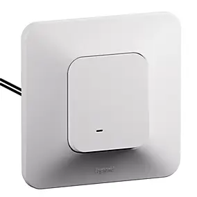 Interrupteur ou va-et-vient Neptune 10A blanc lumineux avec voyant, bornes automatiques, Legrand
