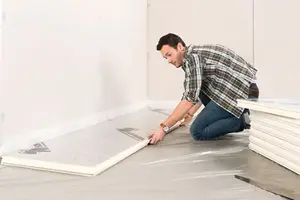 Panneau de polyuréthane Ép. 80 mm PU 120x60 cm, parement aluminium
