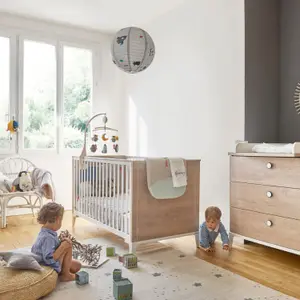 Lit bébé en chêne blond Marcel (70 x 140 cm)