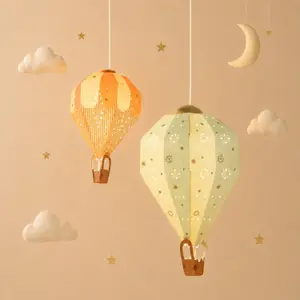 Décoration à suspendre montgolfière cirque (petit modèle)