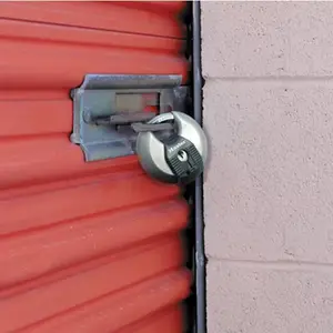 Cadenas noir/argenté 70 mm Master Lock
