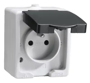 Prise 2P+T étanche