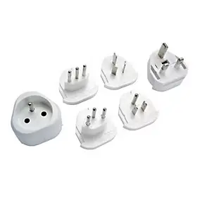 Adaptateur universel 16 A 230 V 3680 W Mâle / Femelle coloris blanc