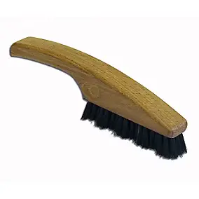 Brosse galbée soie naturelle manche bois Gerlon
