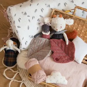 Peluche Nuage le mouton Après la pluie (24 cm)