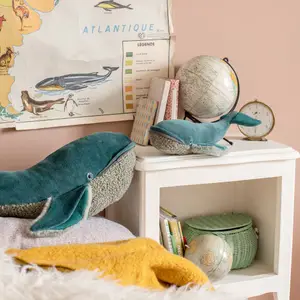Petite baleine à bosse Tout autour du monde (32 cm)