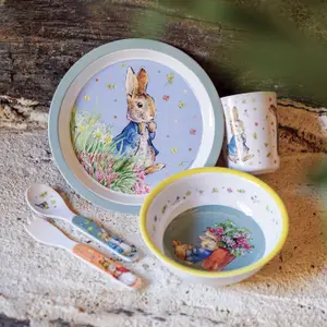 Coffret repas Pierre Lapin vert (5 pièces)