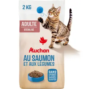 AUCHAN Croquettes au saumon et aux légumes pour chat stérilisé 2kg
