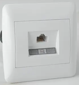 Prise Ethernet RJ45 "OME" blanc