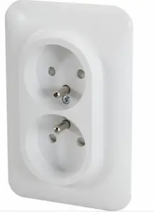 Double prise avec terre verticale "Ovalis" blanc - 16 A