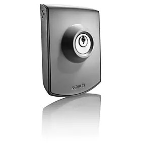 Commutateur à clé Somfy 2400597 IP54 pour motorisation de portail et garage