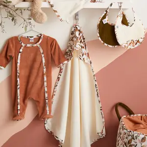 Cape de bain bambou + gant Caramel forest (70 x 70 cm)