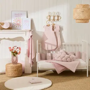 Protège barreaux rayé vieux rose Soft Stripes (pour lits 60 x 120 et 70 x 140 cm)