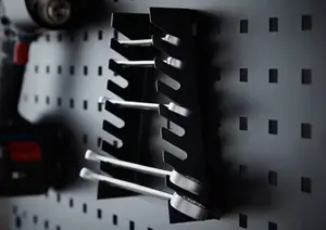 Porte clés - râtelier en acier noir satiné