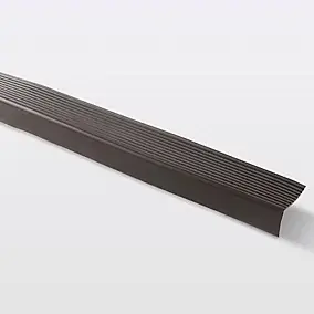 Nez de marche PVC marron GoodHome 65 x 42,5 x 1800 mm